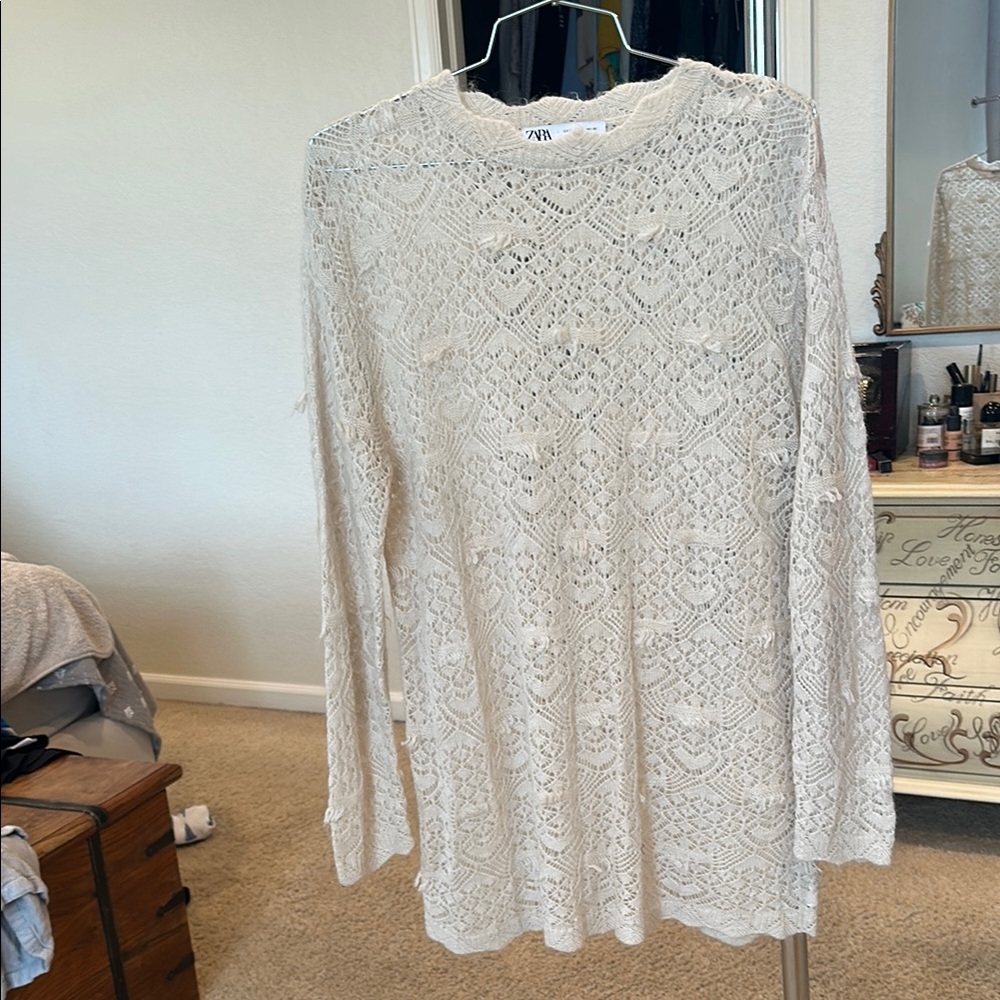 Zara Women's Cream Lace Top